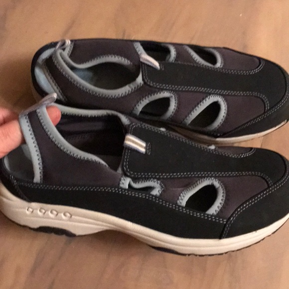 easy spirit water shoes